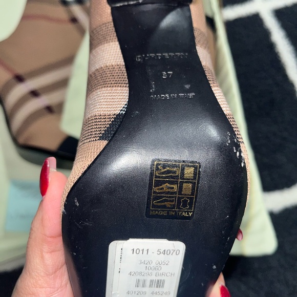 BURBERRY Dolman vintage check sock knit boots - Picture 4 of 5